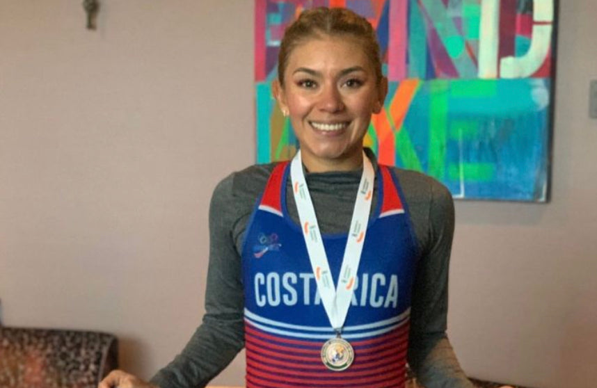 Tica Noelia Vargas cierra el año con medalla de bronce en campeonato de atletismo Irlanda