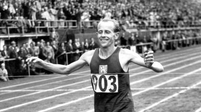 ¿Quién es  Emil Zátopek?: El atleta que se le recuerda como “La Locomotora Humana”