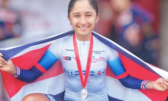 Ciclista tica se consagra campeona centroamericana contrareloj