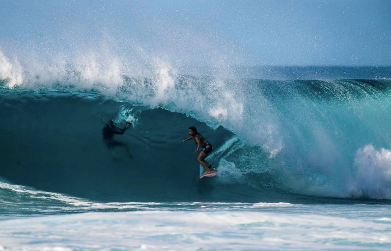 Atleta de surf Brisa Hennessy fue elegida por UNICEF como la primera embajadora nacional de Costa Rica