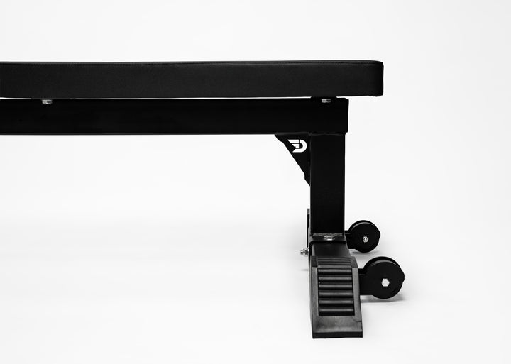 Flat Bench Doer